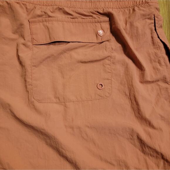 Mens XXL Pink All in Motion 6 Inch Short - Picture 4 of 11